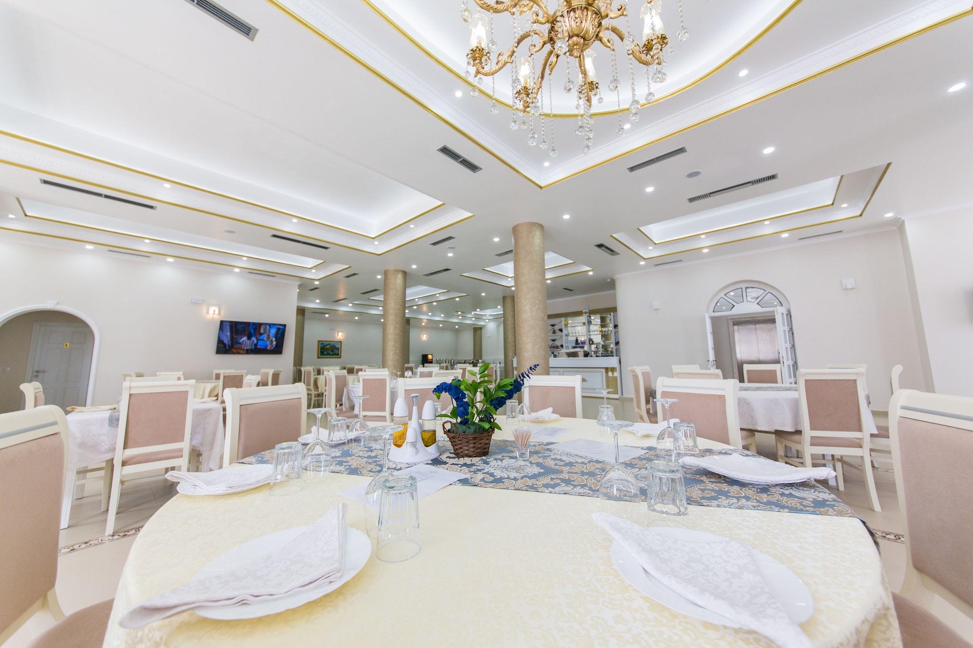 Hotel Belagrita เบราท ภายนอก รูปภาพ