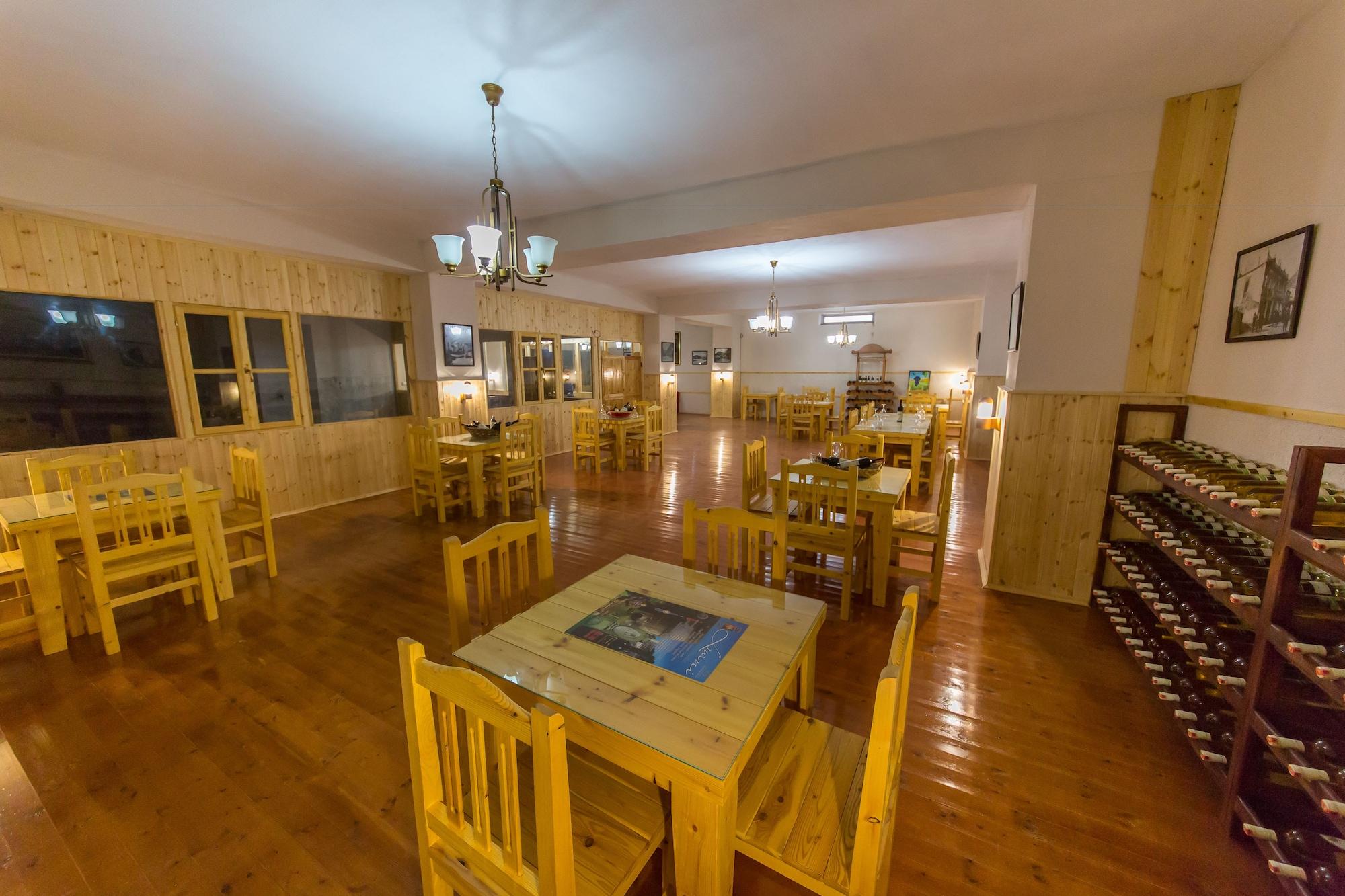 Hotel Belagrita เบราท ภายนอก รูปภาพ