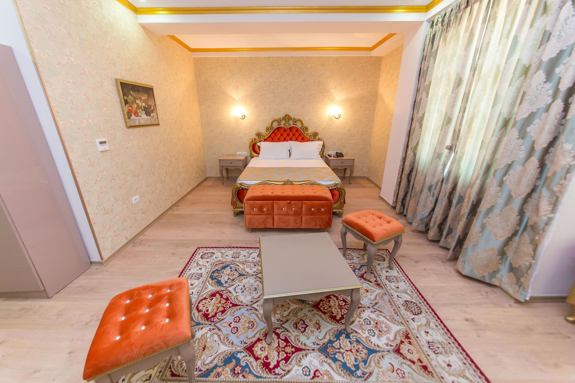 Hotel Belagrita เบราท ภายนอก รูปภาพ