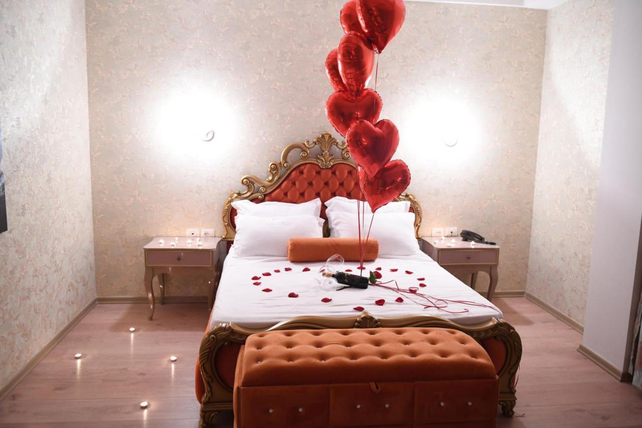 Hotel Belagrita เบราท ภายนอก รูปภาพ