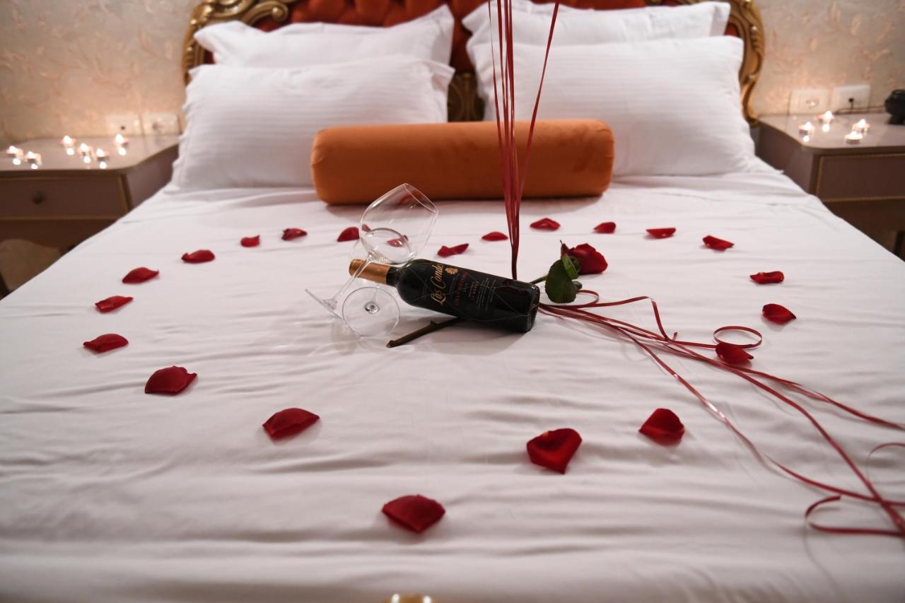 Hotel Belagrita เบราท ภายนอก รูปภาพ
